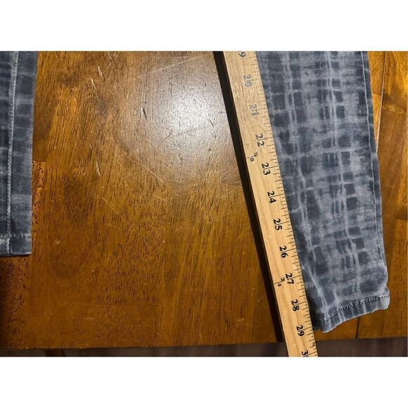 Cabi womens stretch gray plaid skinny jeans style 3047 Low Rise Size 2 GUC - Picture 9 of 9